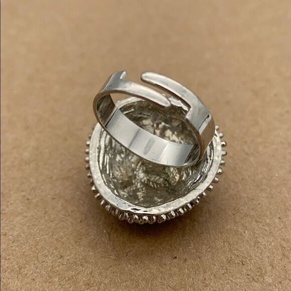 Adjustable rhinestone studded spike ring - Picture 11 of 15